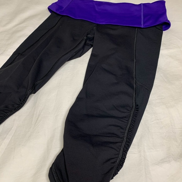 Lululemon Run Crop Size 4 Royal Purple/Black D15 - Picture 2 of 8